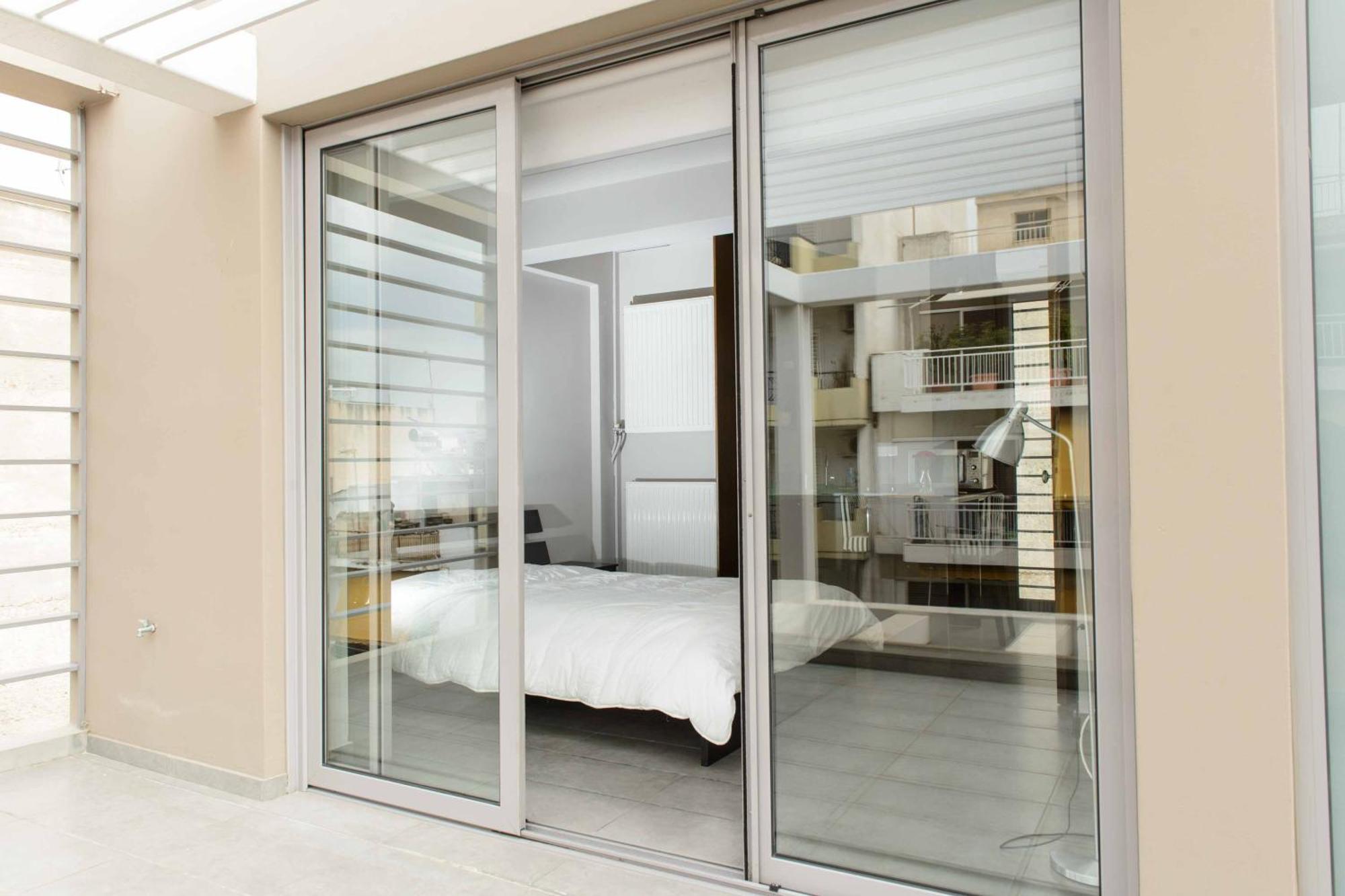 Ferienwohnung Bright Loft With Terrance - Next To Metro Kerameikos Athen Exterior foto
